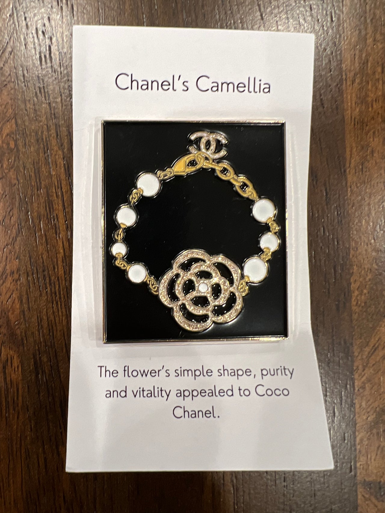 VW Chanel's Camellia Needleminder