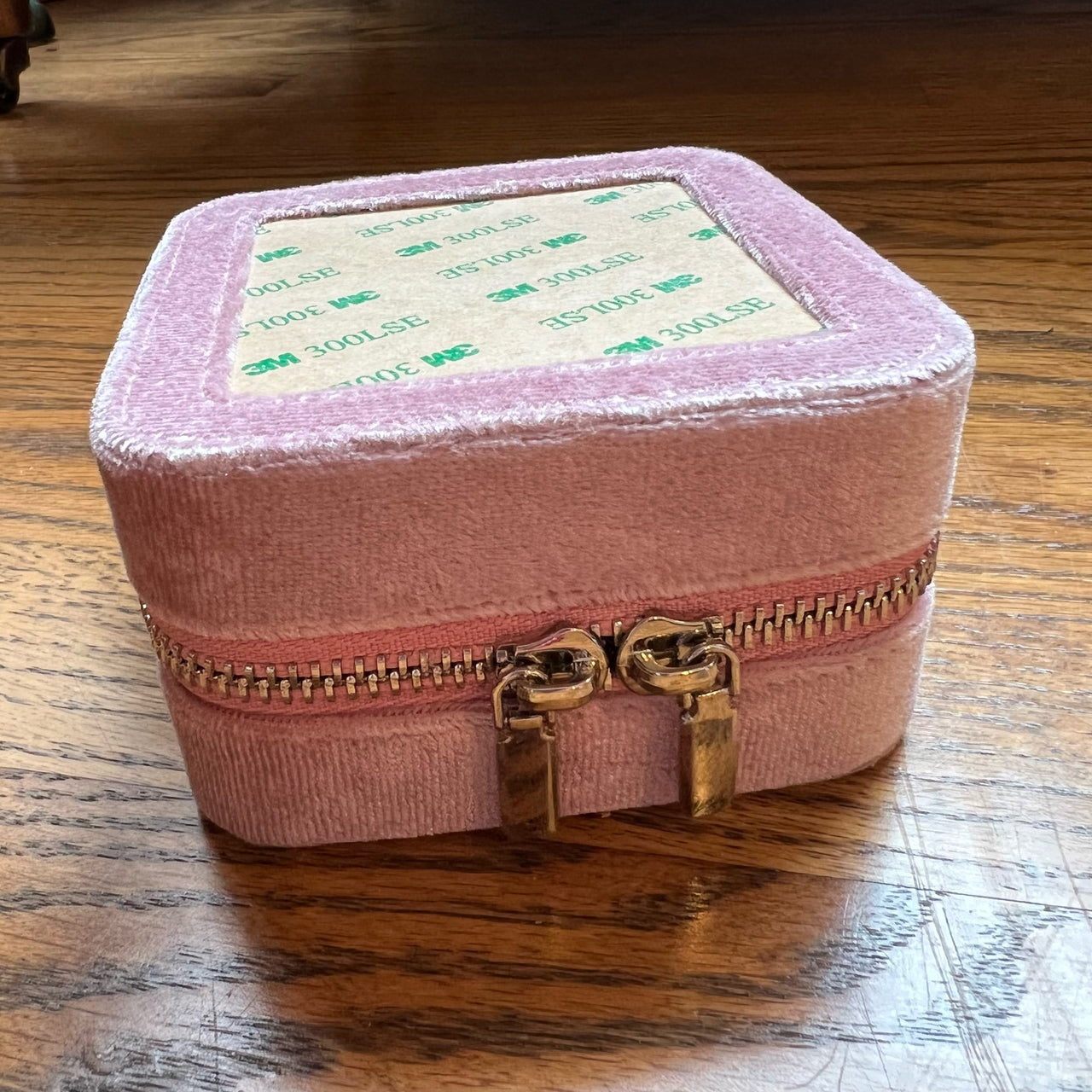 4 x 4" Self-Finishing Jewelry Box