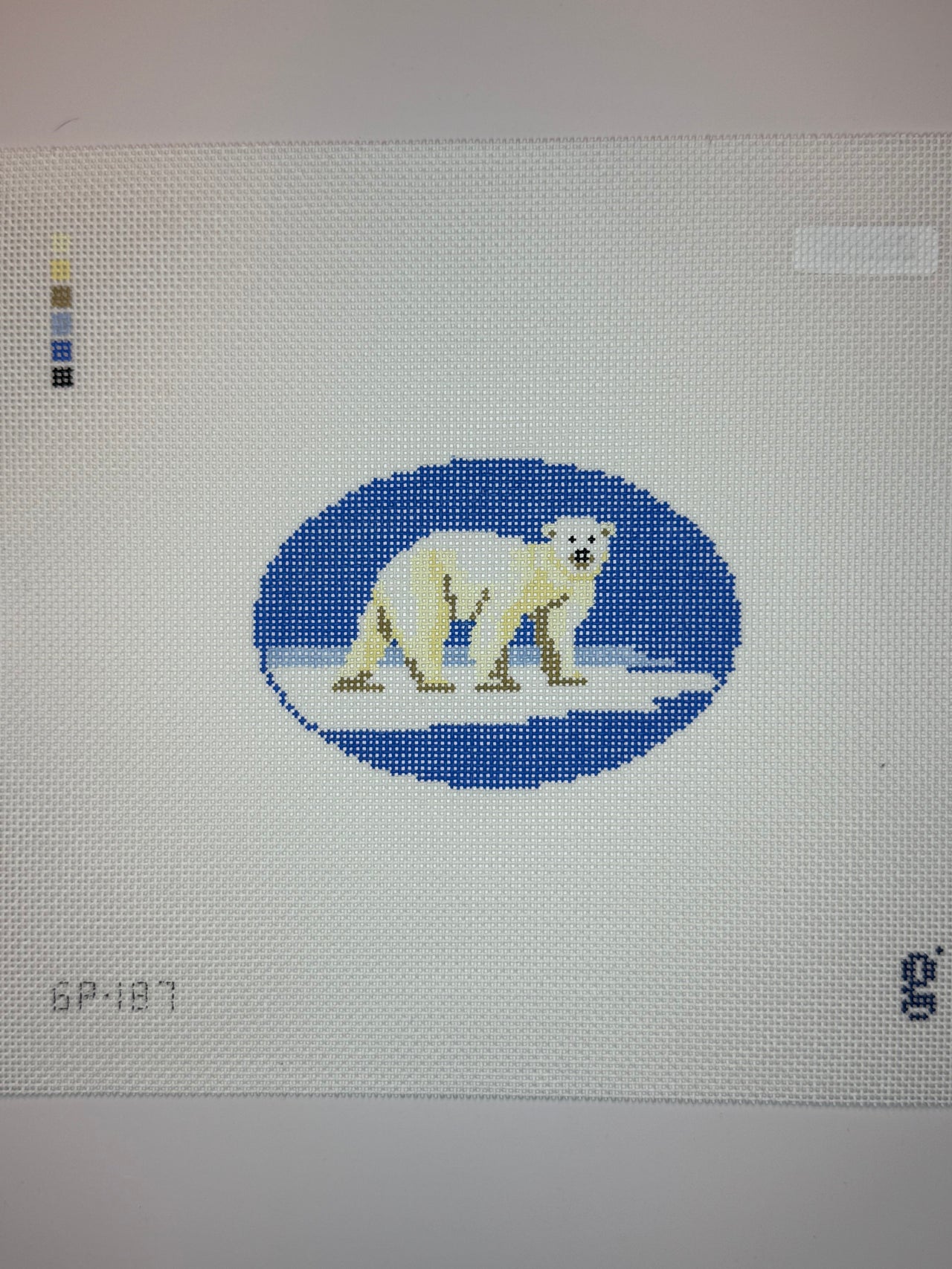 GP187 Polar Bear Oval - MKT