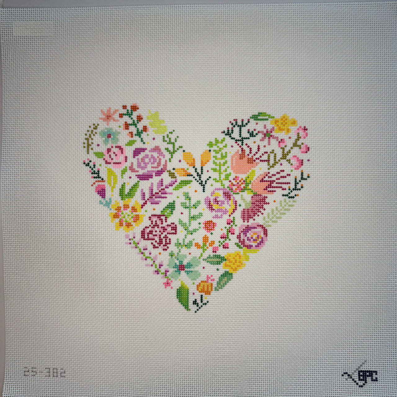 25-382 Floral Heart