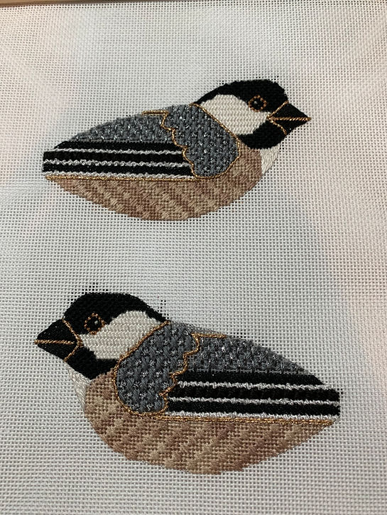 LL306F Clip on Birds - Chickadee