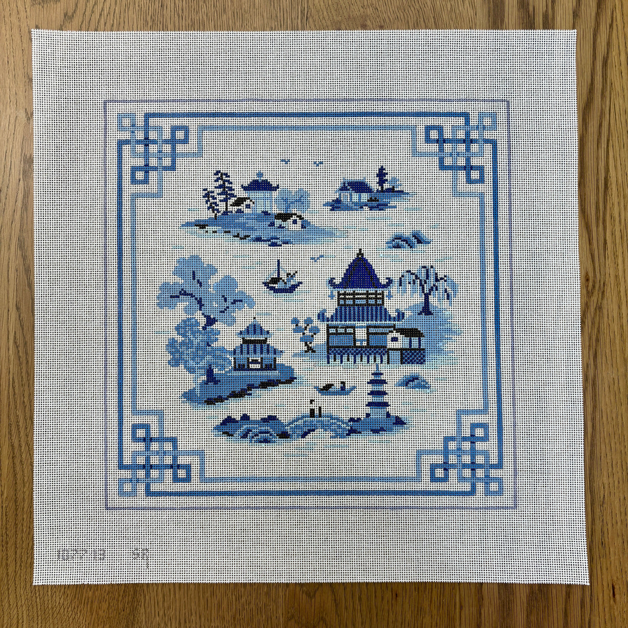 SR1077-13 Tranquil Blue Landscape, Blue - 13 mesh - TS