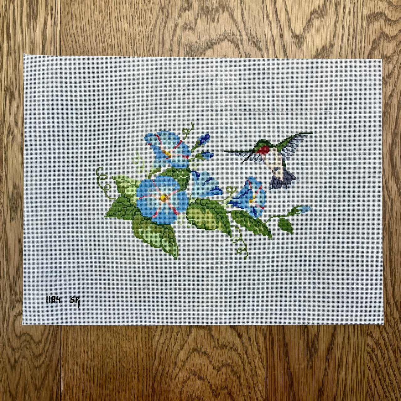 SR1184 Morning Glories Hummingbird - 18 mesh - TS
