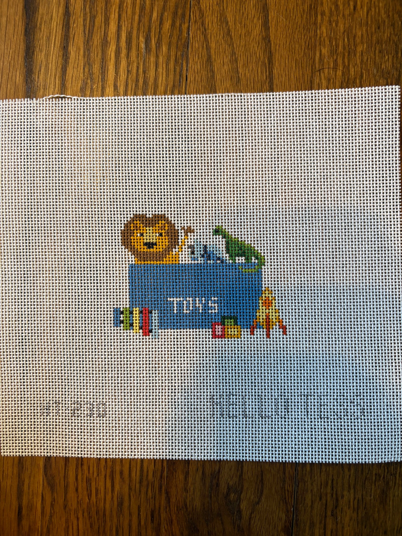 HT230 Blue Toy Chest