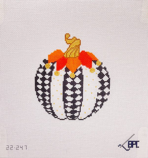 22-247  Pumpkin - diamond  - TS