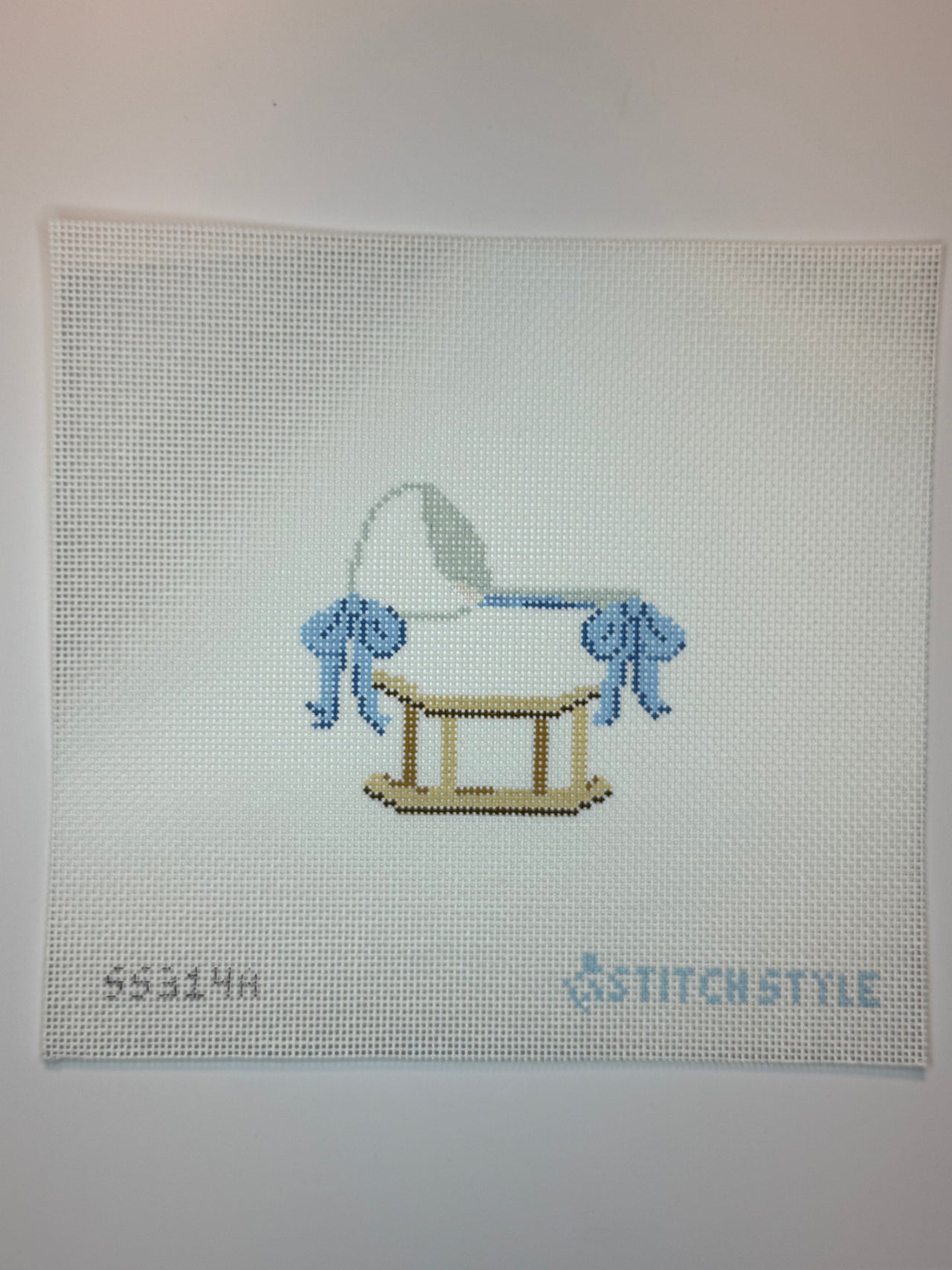 Baby Bassinet with Bows in Blue - MKT