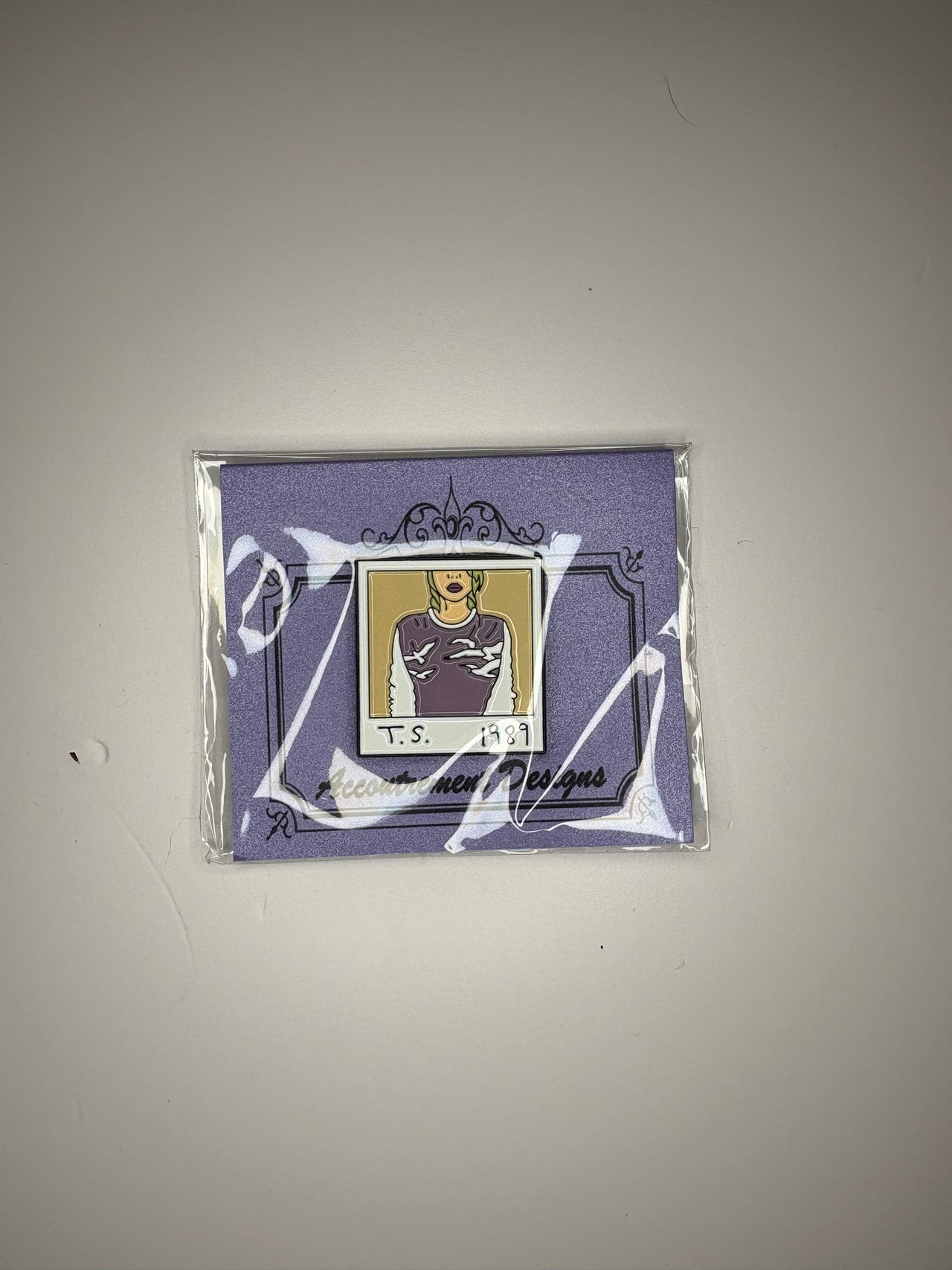 Taylor Swift 1989 Polaroid Needleminder Mag Friend