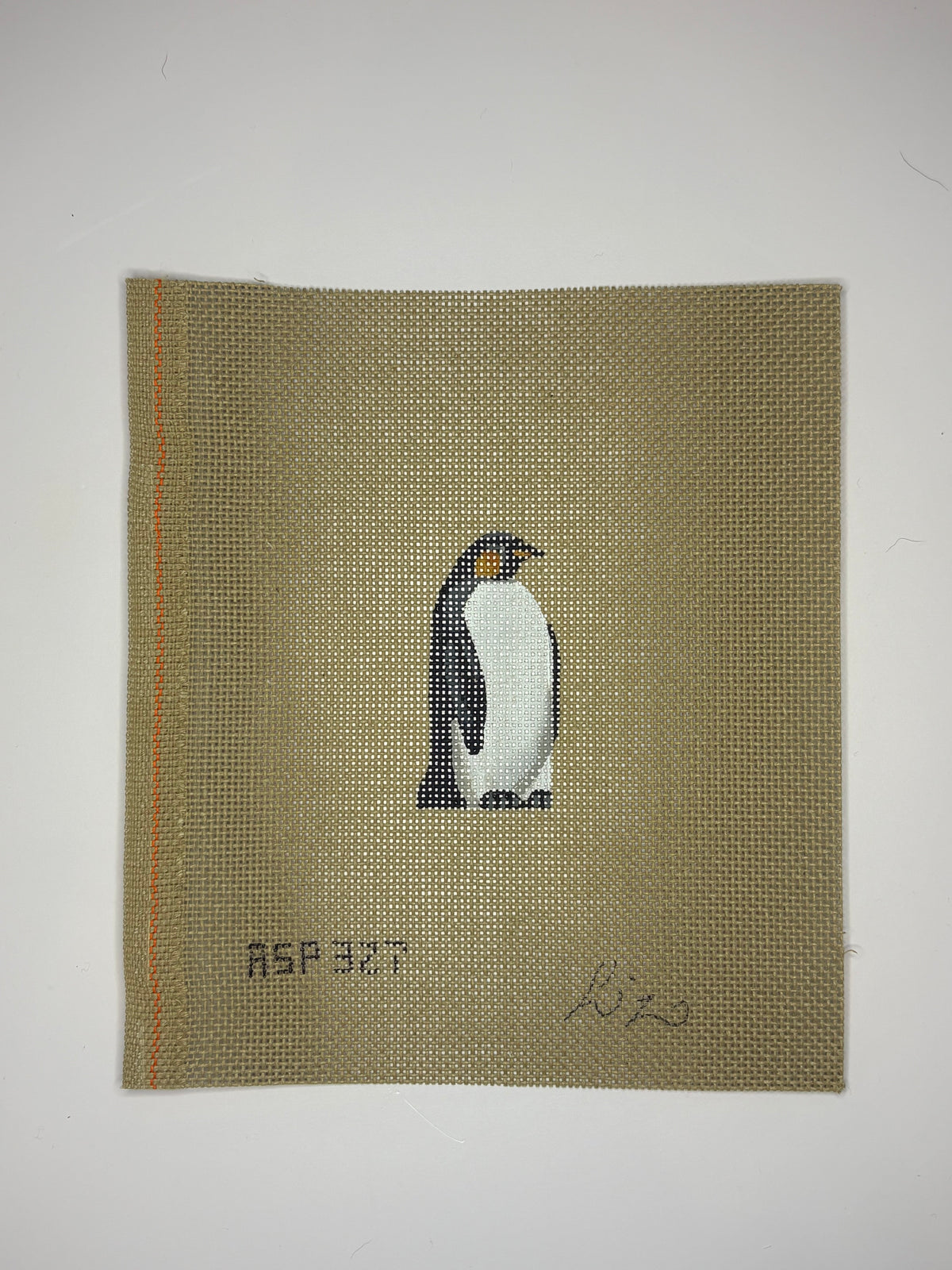 TTASP327 Penguin - MKT3