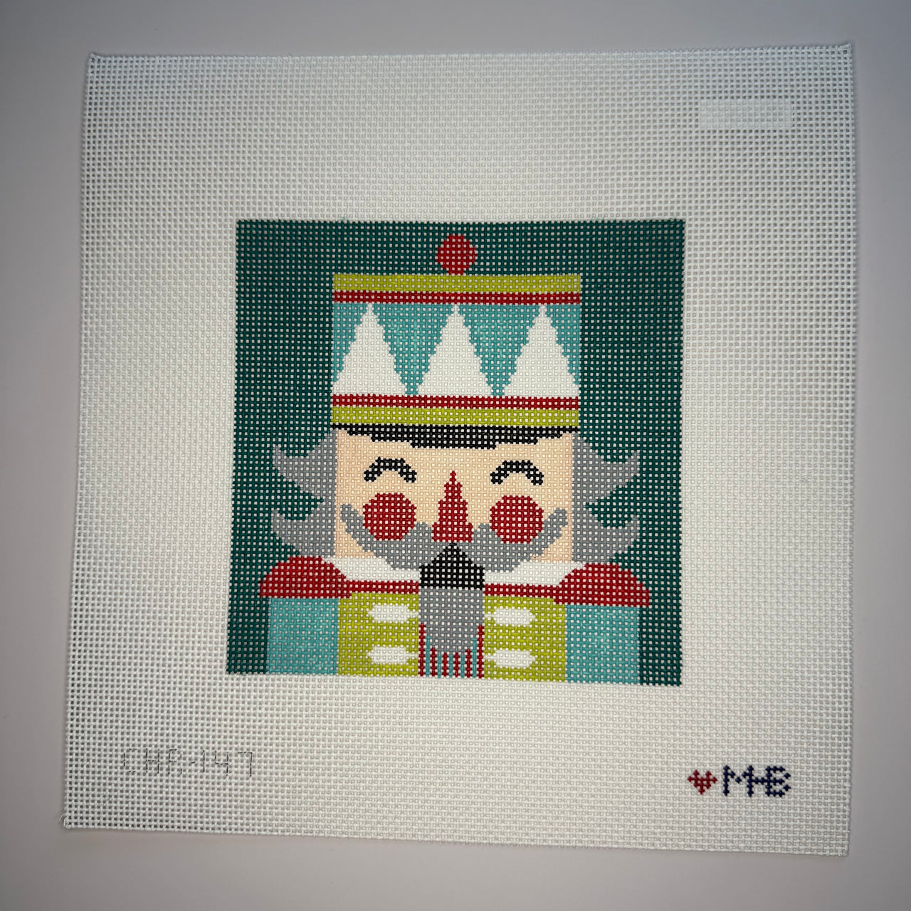 CHR-147 Nutcracker Iggy