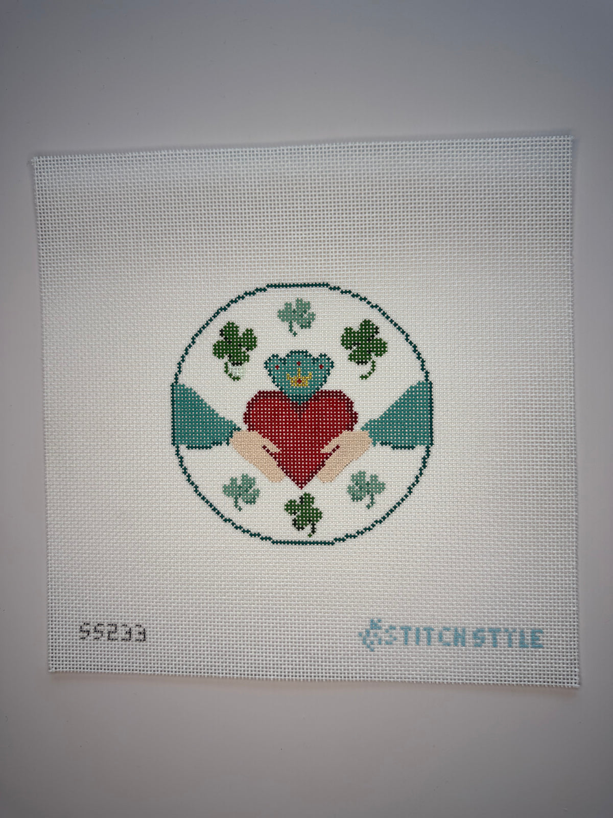 SS233 Claddagh and Clover - MKT