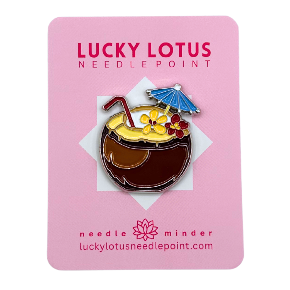LLN-NM-015 Brown Coconut drink Needleminder - SE