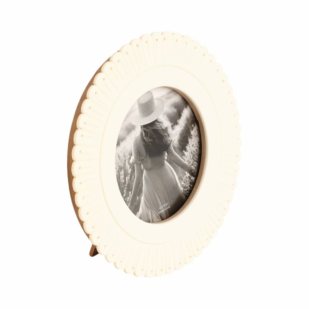 Ivory 4" Round Solid Etched Petal Resin Photo Frame