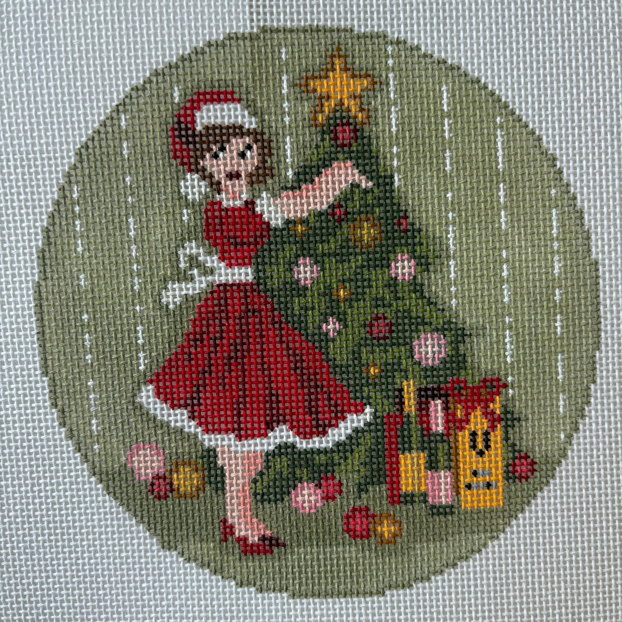 Betty Loves Bubbles #5 (Trimming Tree) with Stitch Guide