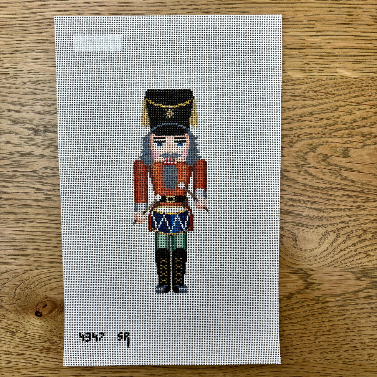 SR4347 Nutcracker, Drummer - 18 Mesh - TS