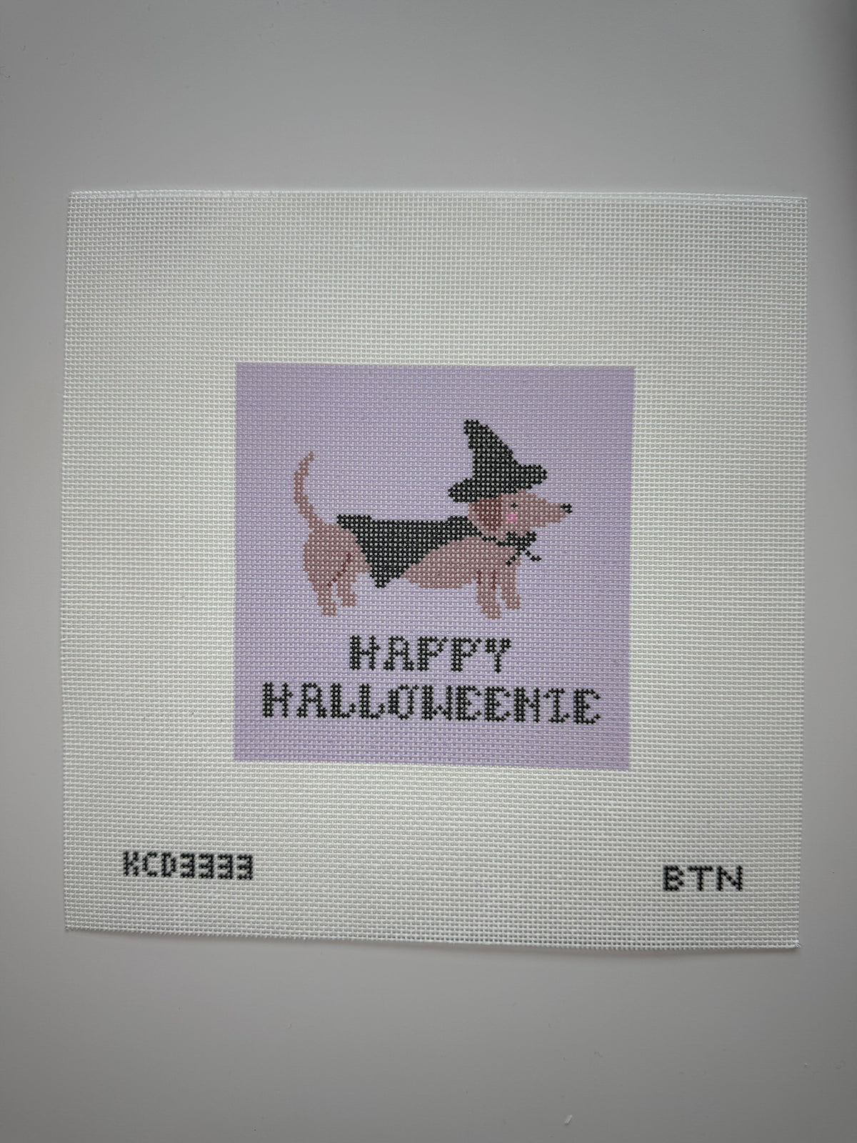 KCD3333 Happy Halloweenie - MKT
