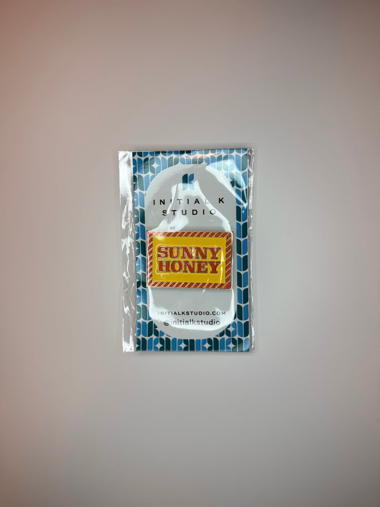 Sunny Honey Needle Minder - MKT