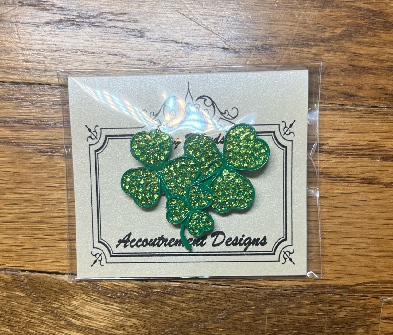 Sparkly Shamrocks Needleminder Mag Friend