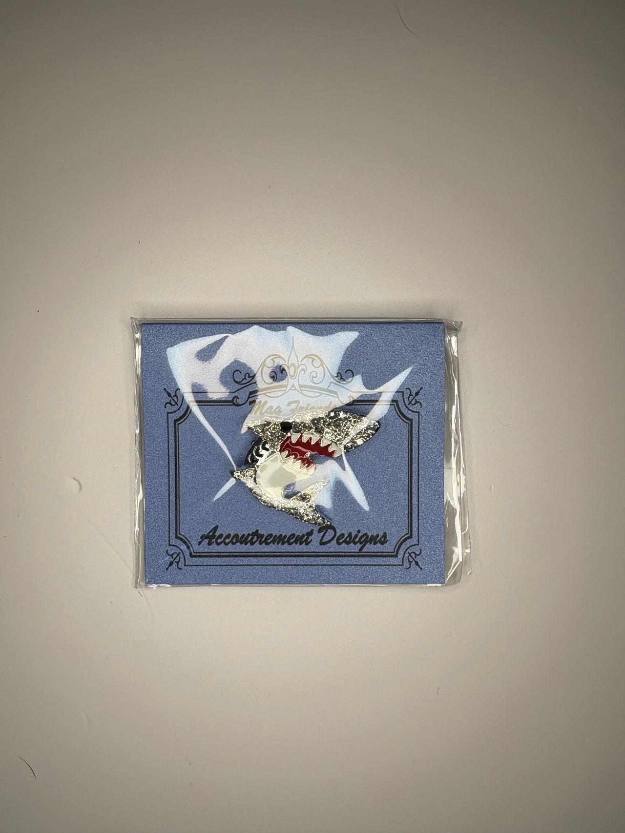 Rhinestone Shark Needleminder Mag Friend
