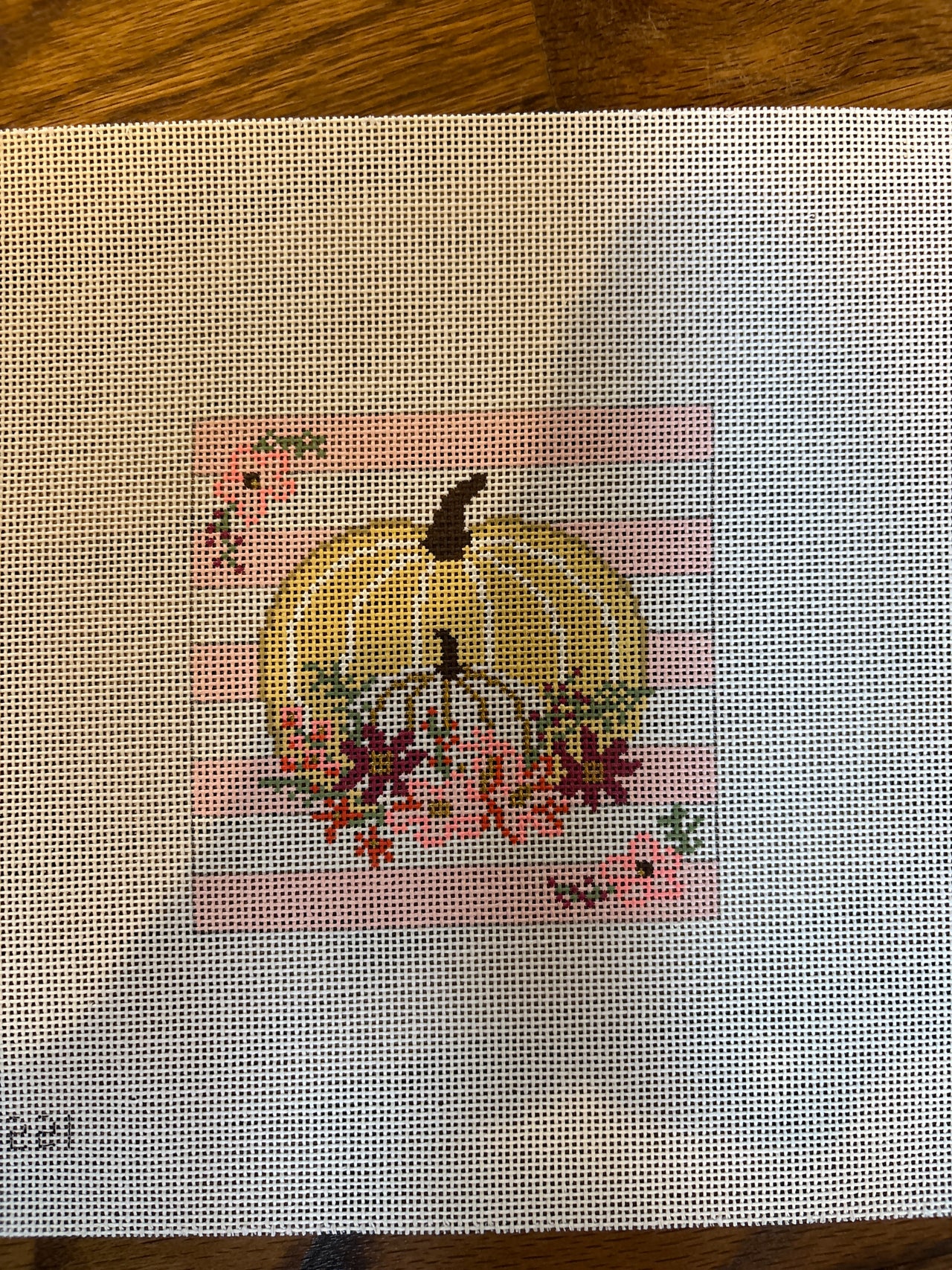 4221 Pumpkins on Pink/White Stripe