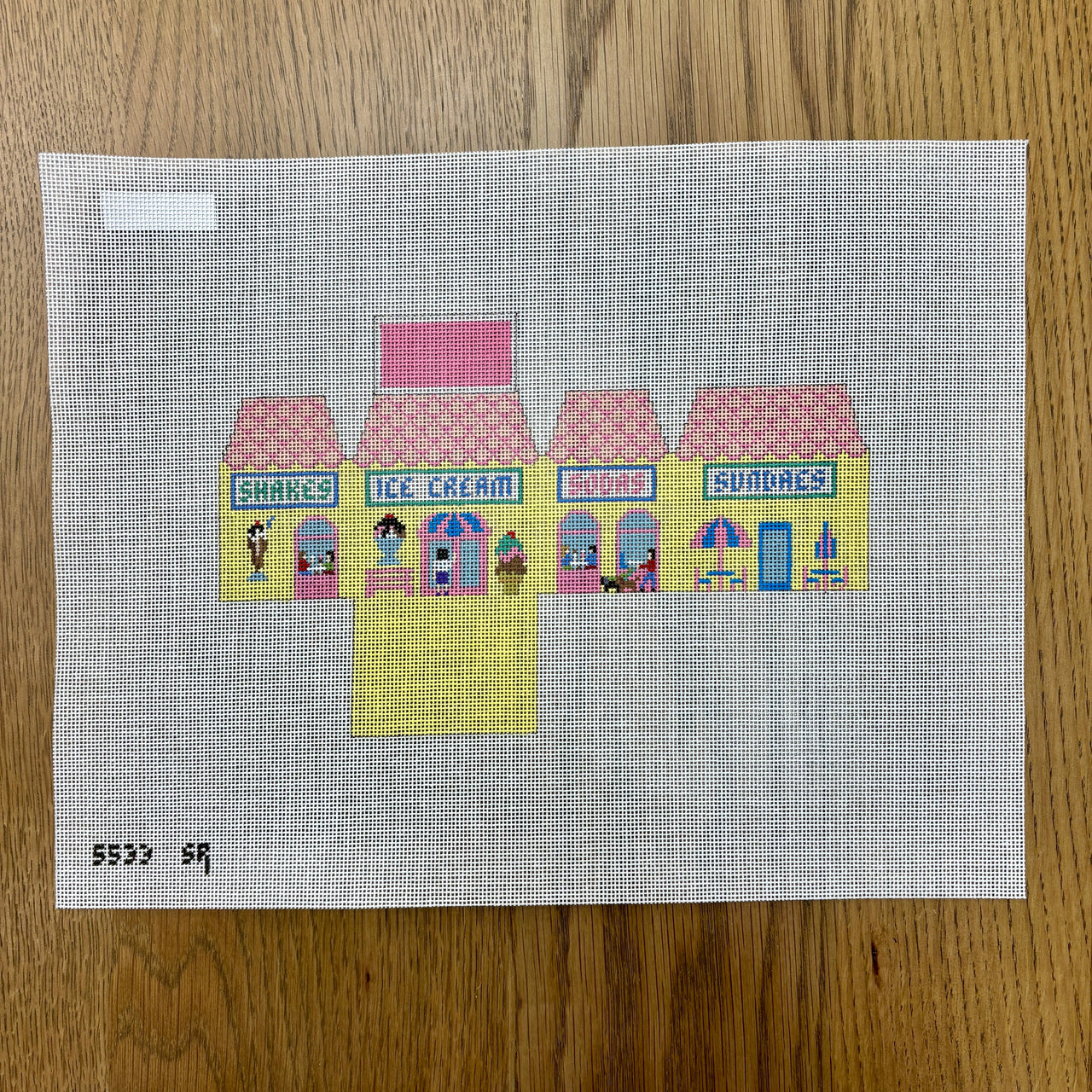 SR5533 Ice Cream Parlor, Mini House - 18 mesh - TS