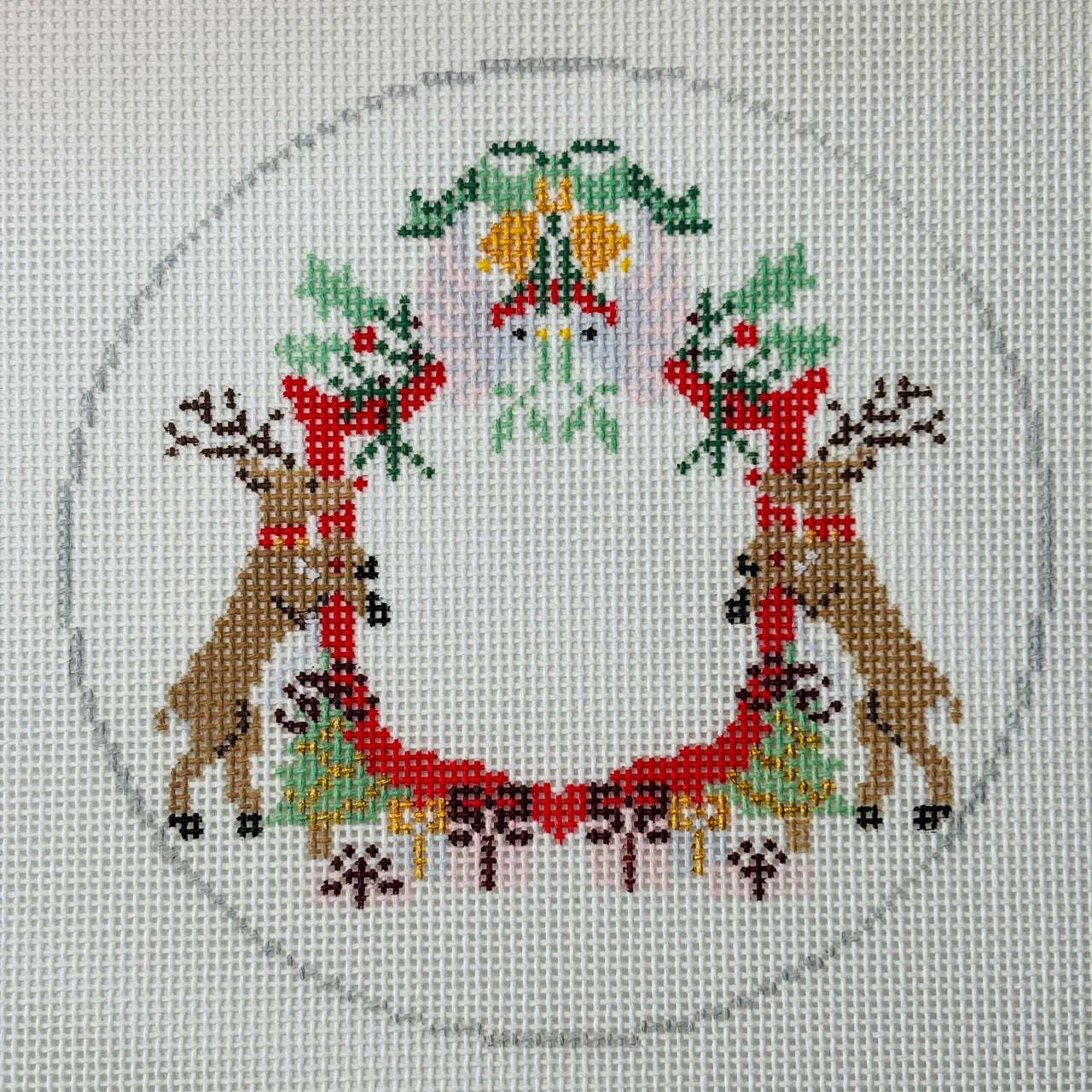 Reindeer Crest Round