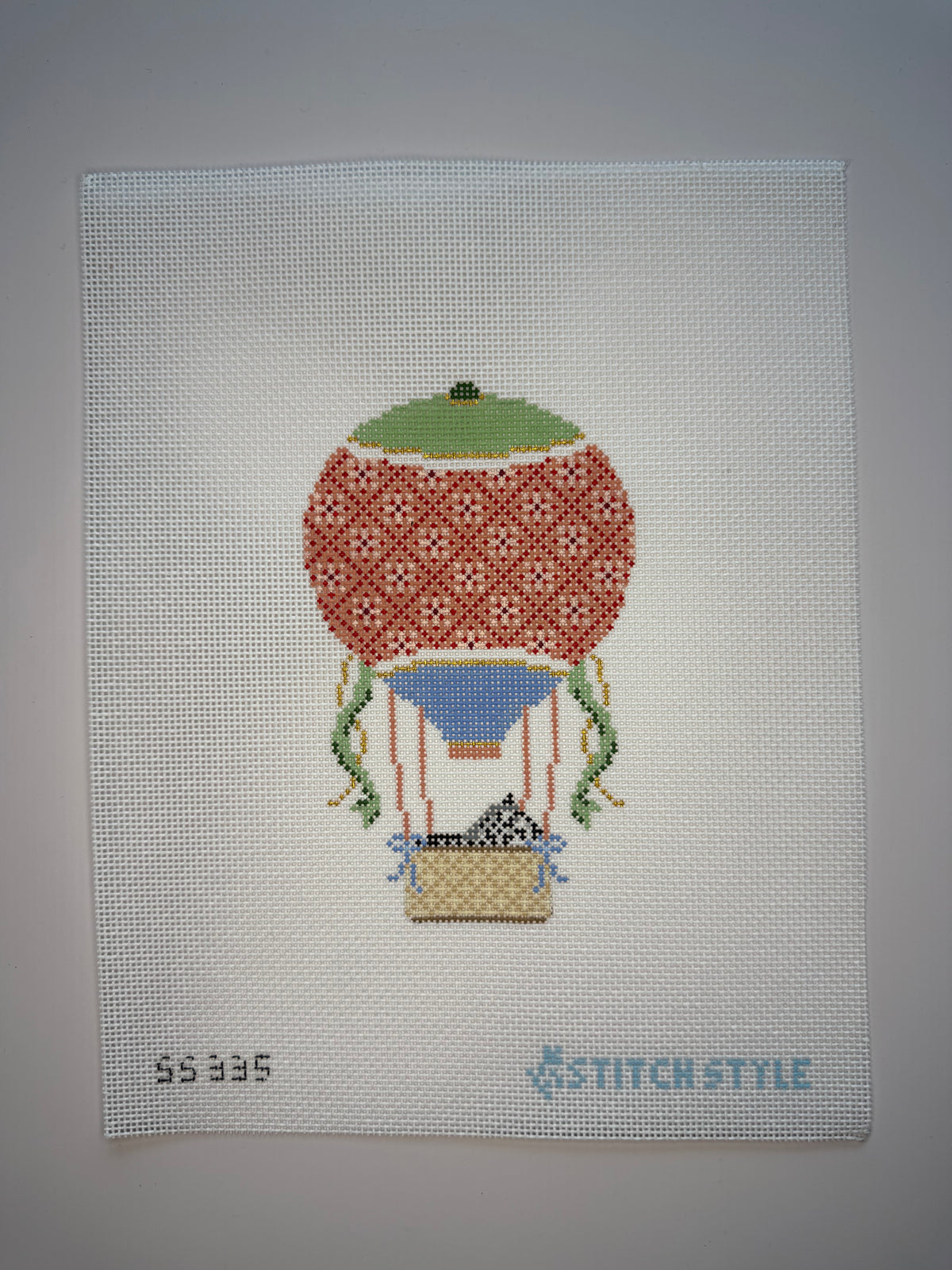 SS335 Coral and Green Hot Air Balloon w/ Zebra - MKT