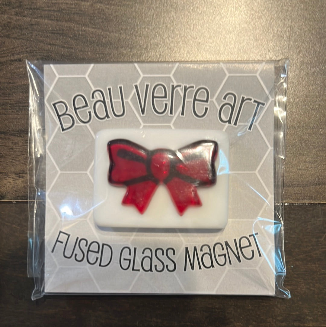 Red Bow Fused Glass Needleminder
