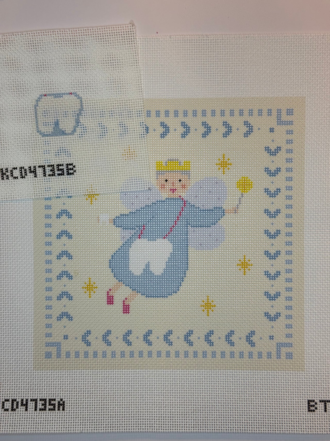 KCD4735 Tooth Fairy Pillow with Pocket - MKT