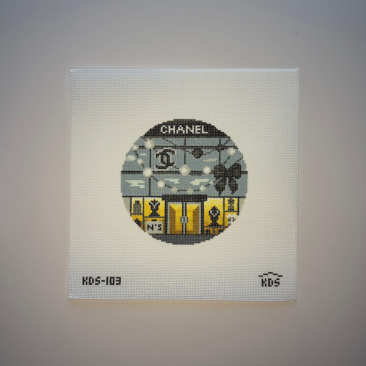 KDS-103 CC Round Storefront