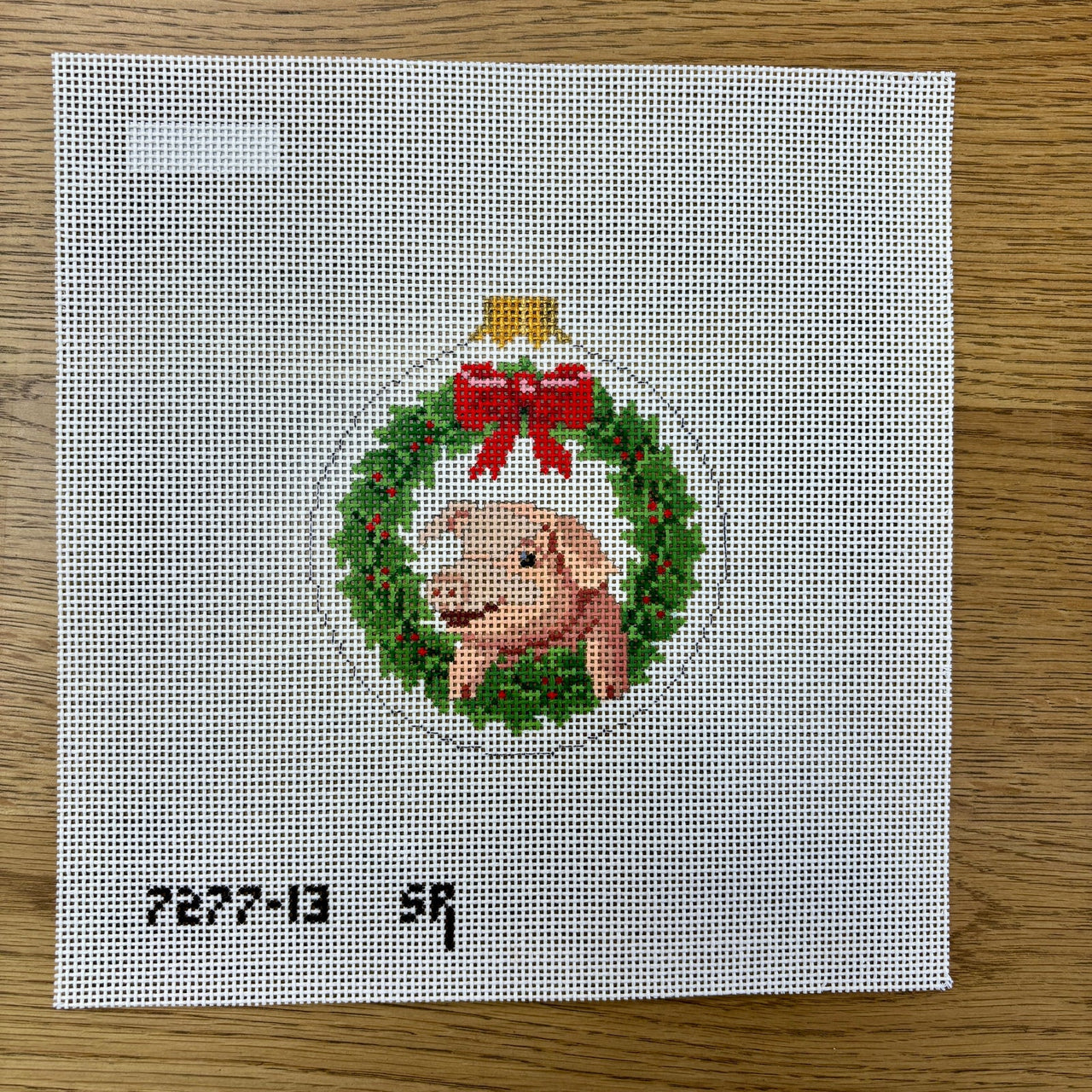 7277-13 Christmas Pig