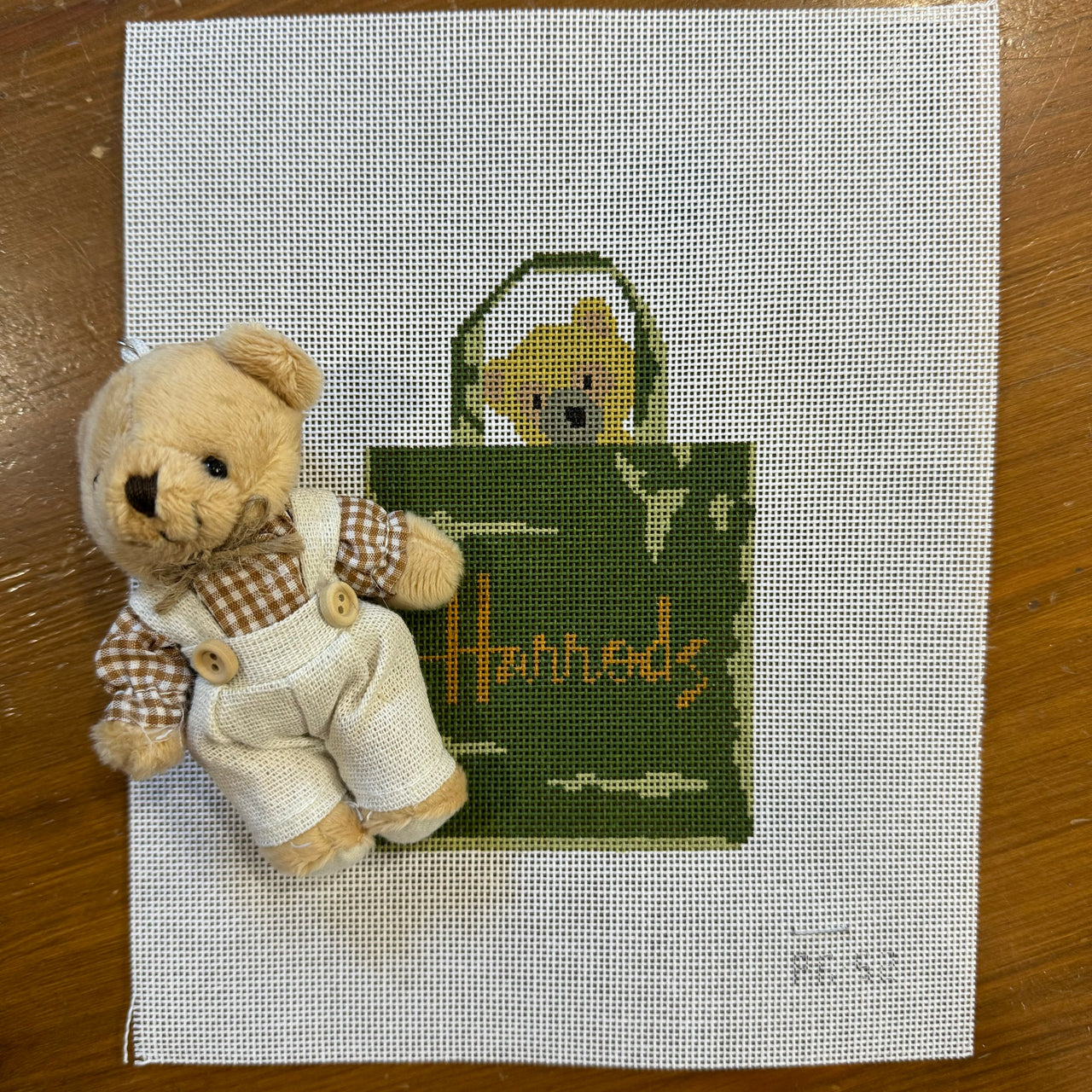 Shopping Bag w/ mini teddy