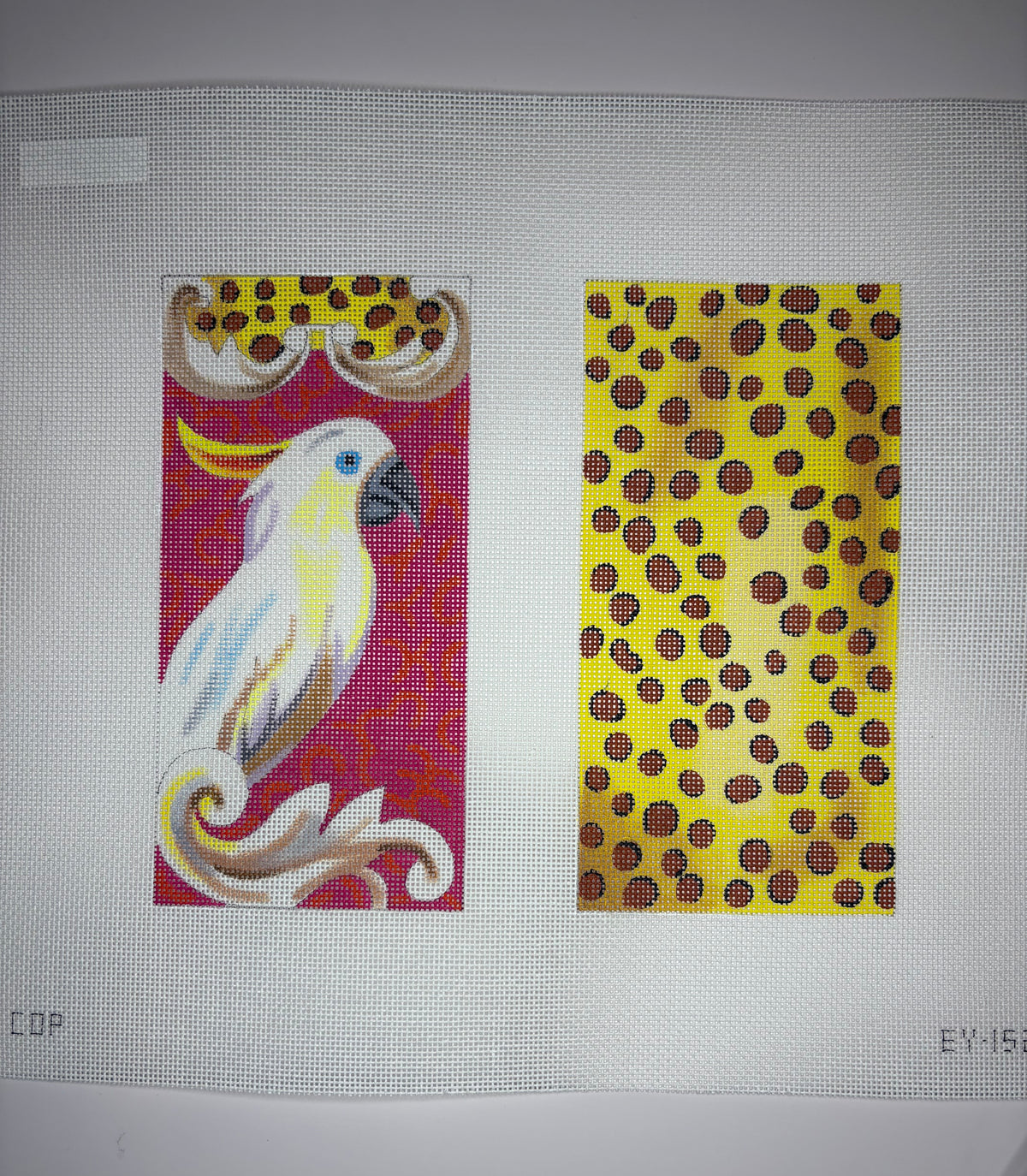 EY152 White Parrot Eyeglass Case - MKT3