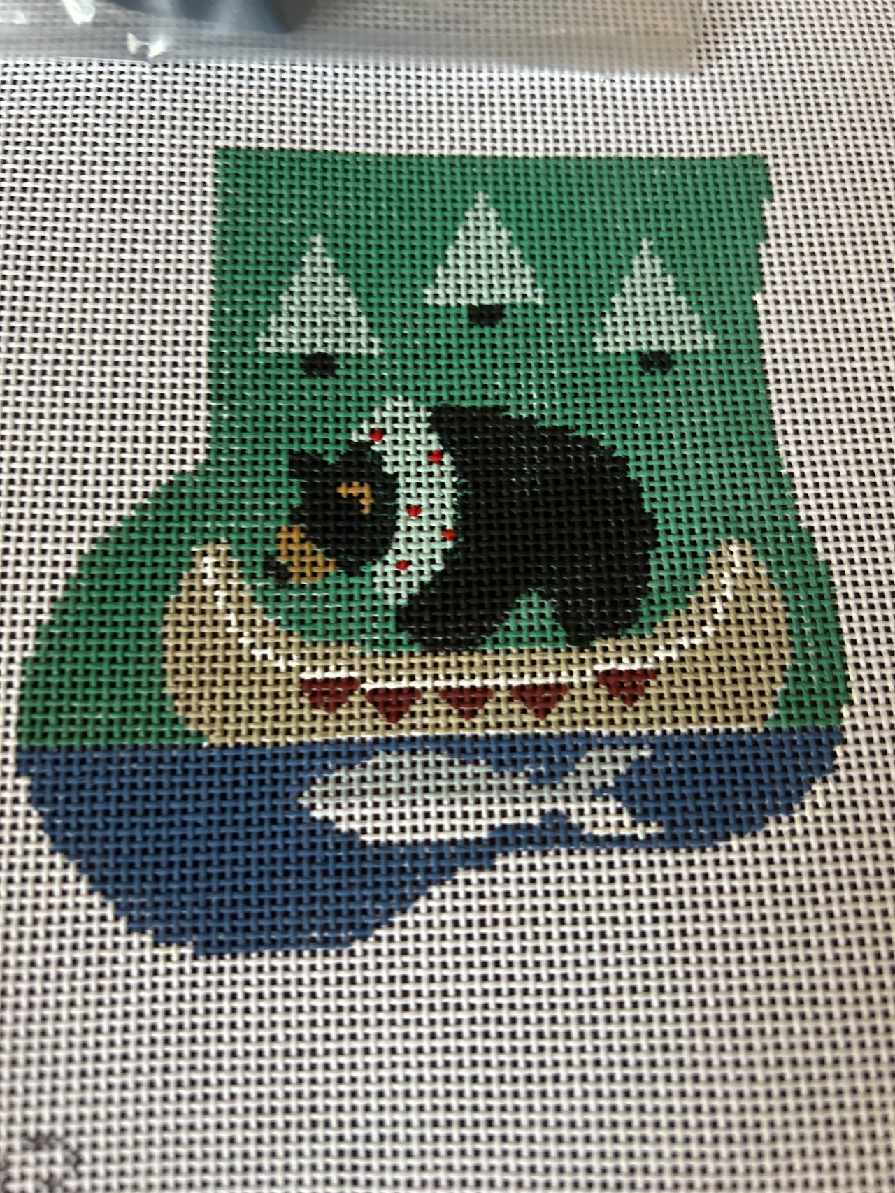 CM303 Bear, Canoe w/Bear - TS