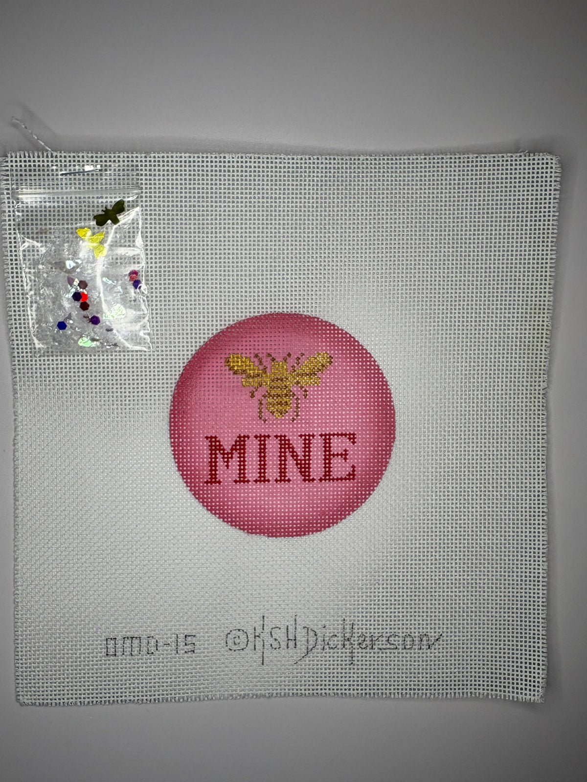 OMD-15 Bee Mine with Dome and Glitter - MKT3