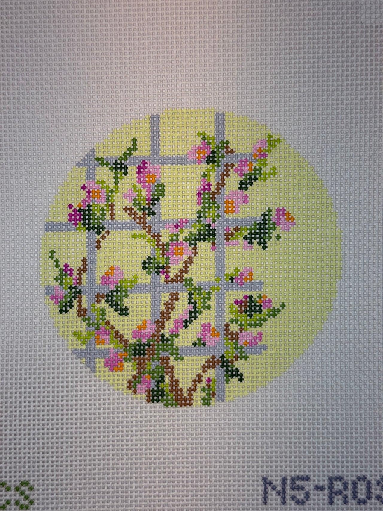 N5-Roses Climbing Roses Floral Round - MKT