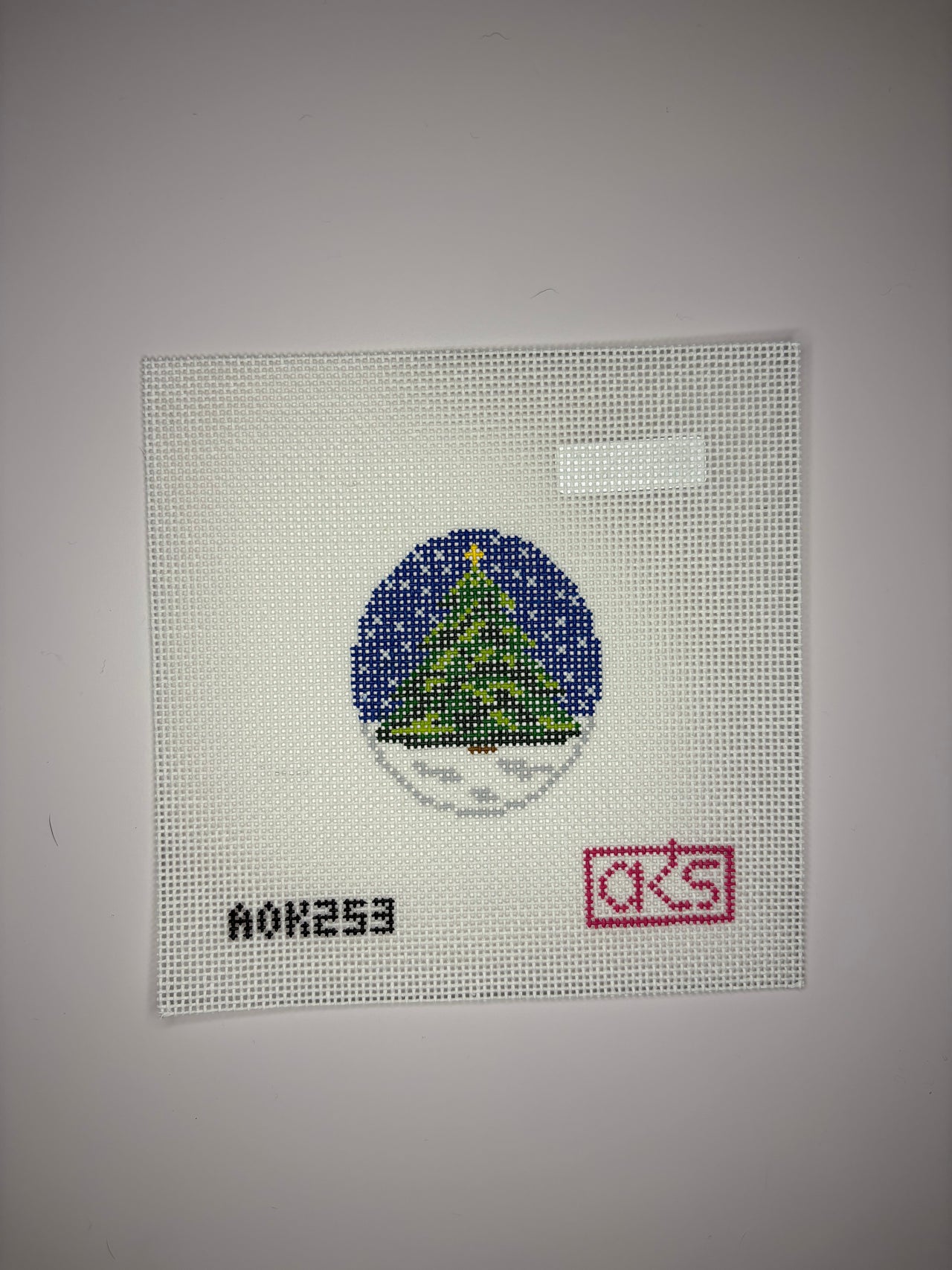 AOK253 Tiny Christmas Tree