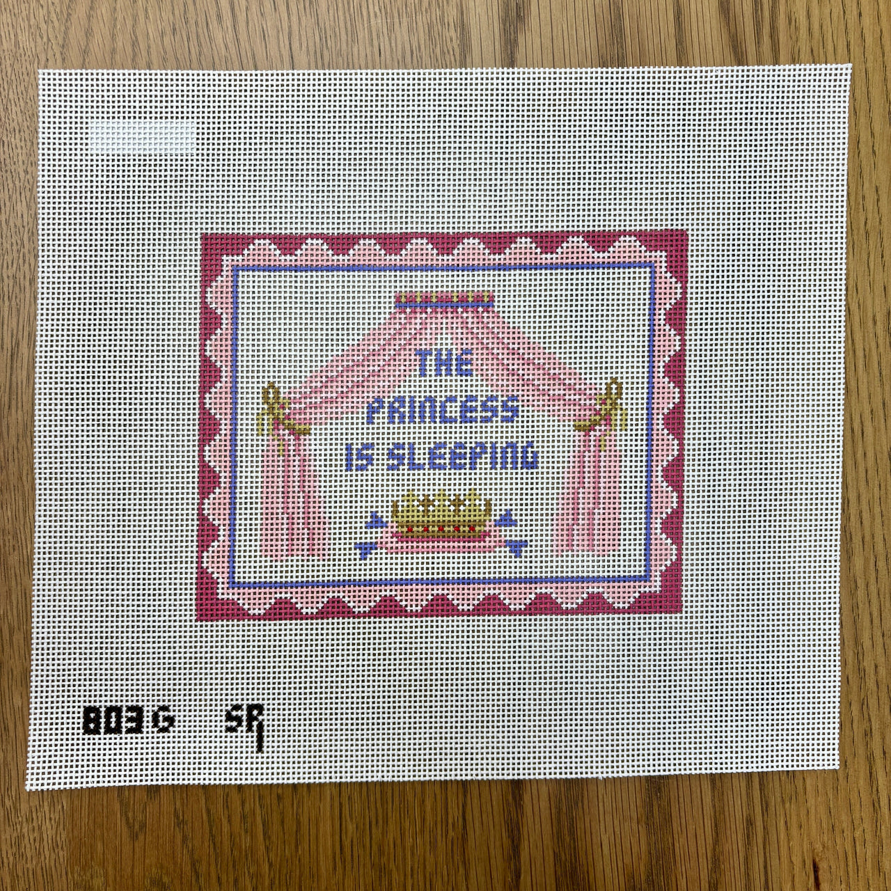 SR0803G The Princess Is Sleeping, Sign - 13 mesh - TS