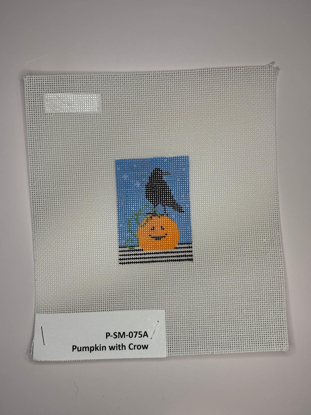 P-SM075A Pumpkin w/ Crow - MKT2