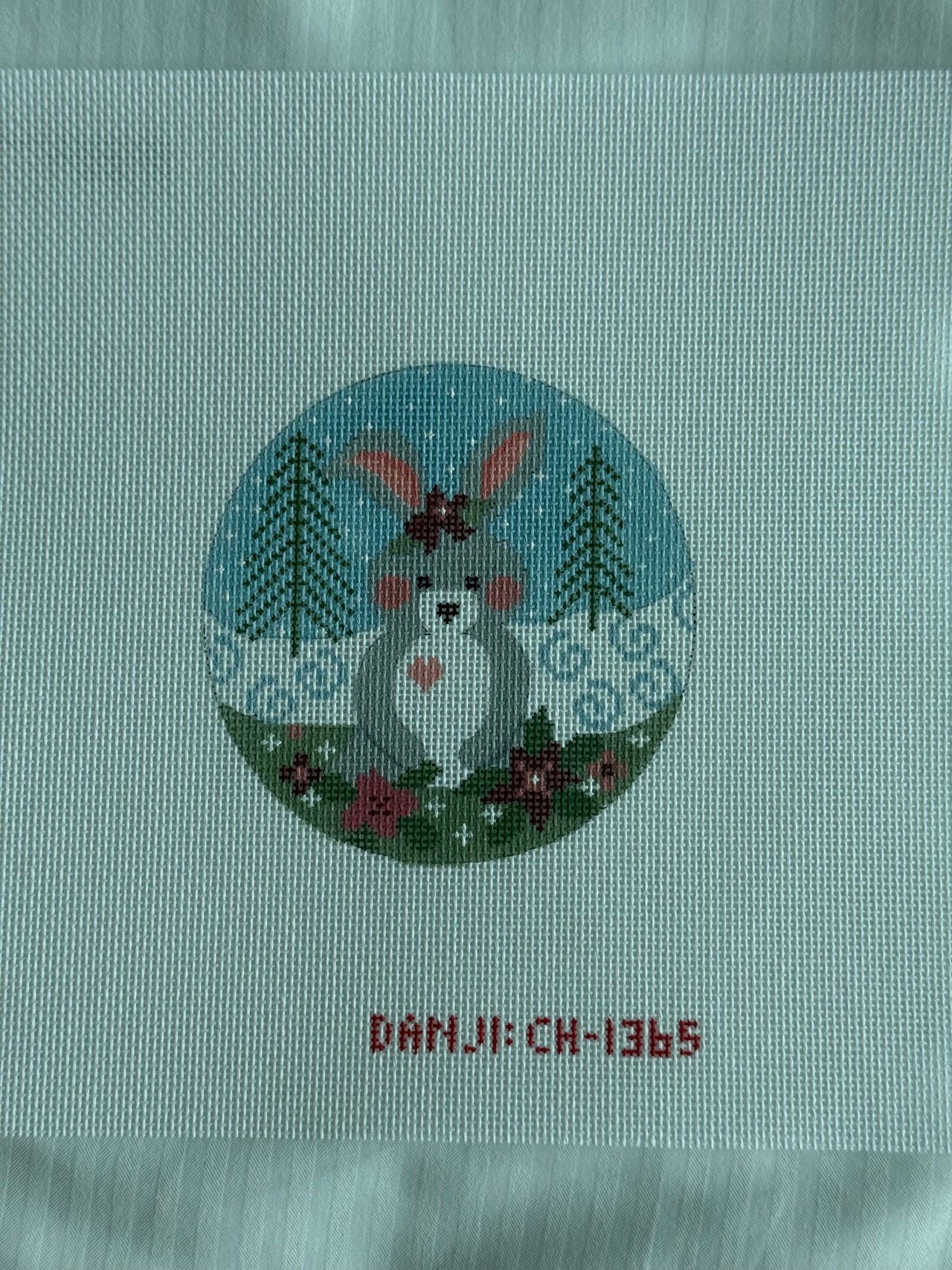 Woodland Creatures Round- Bunny CH-1365 - MKT