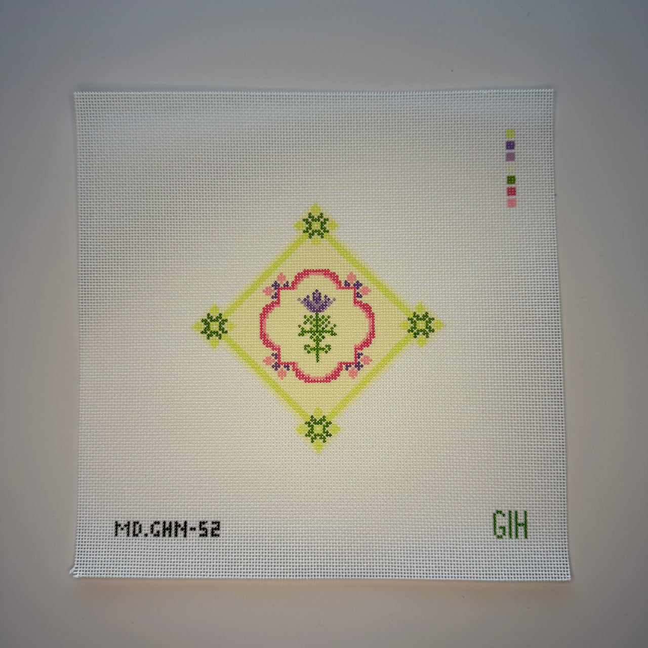 GHN-52 Floral Tile