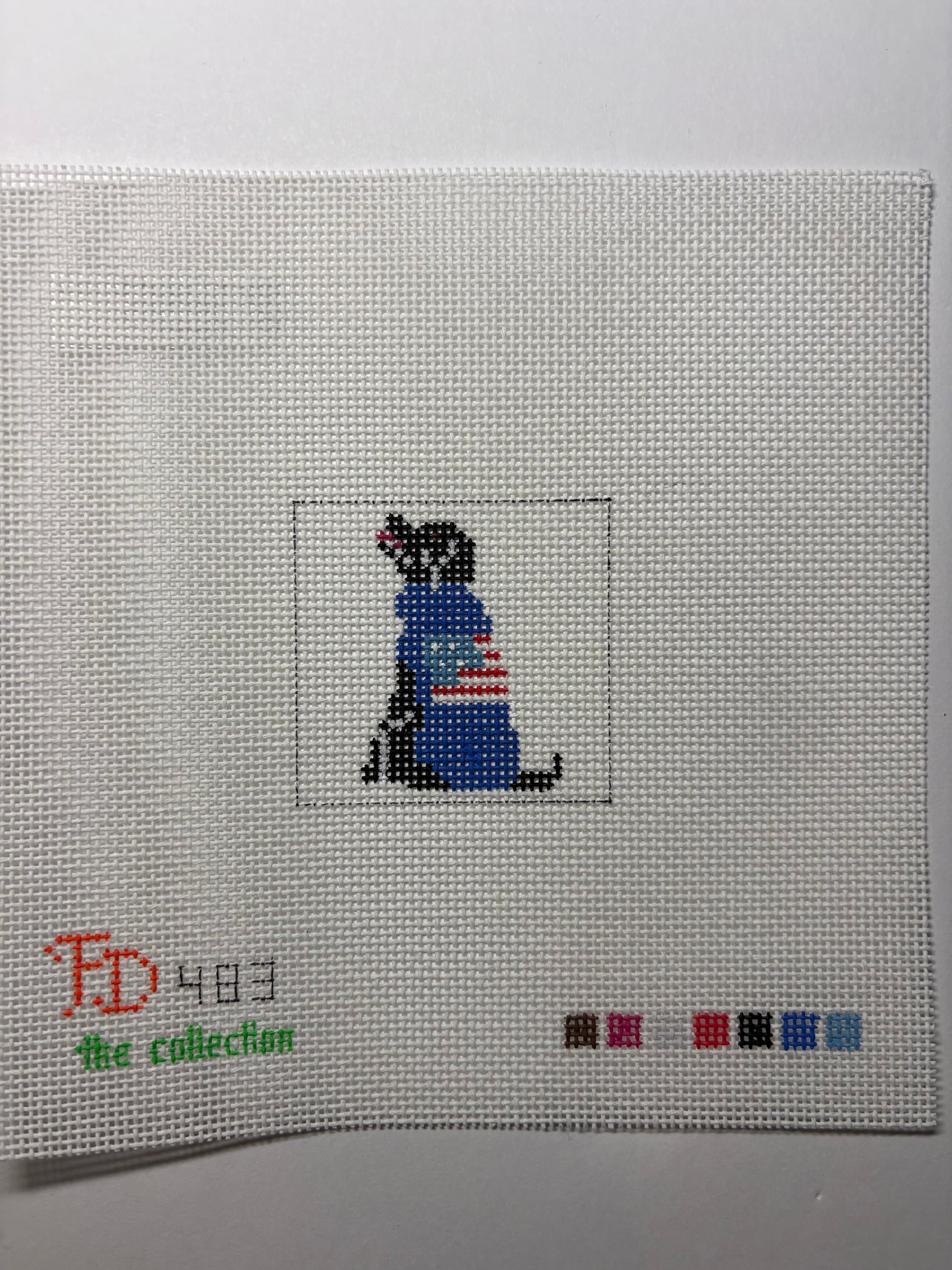 FD483 MINI Black Lab in Flag Sweater - MKT3
