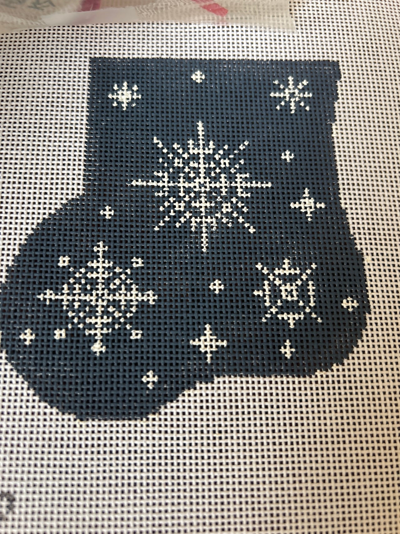 CM237 Snowflake Sock w/Snowman - TS