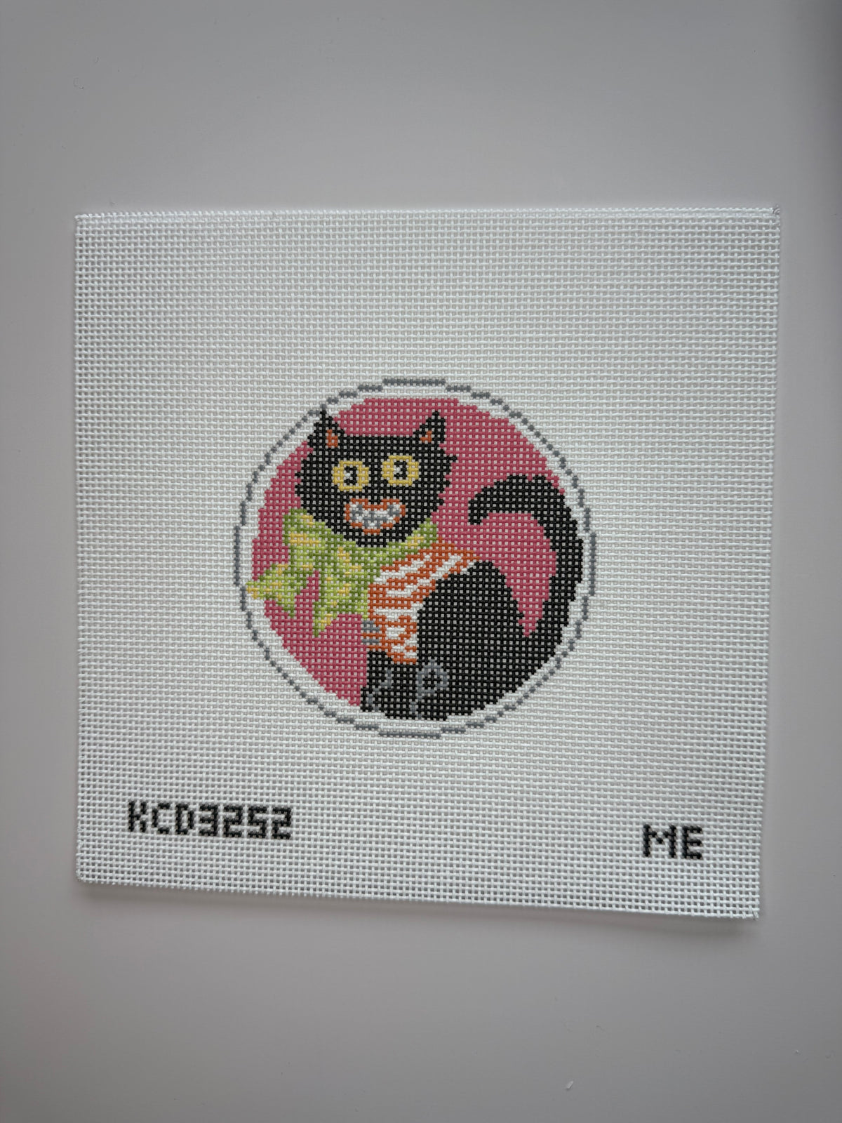 KCD3252 Halloween Cat - MKT