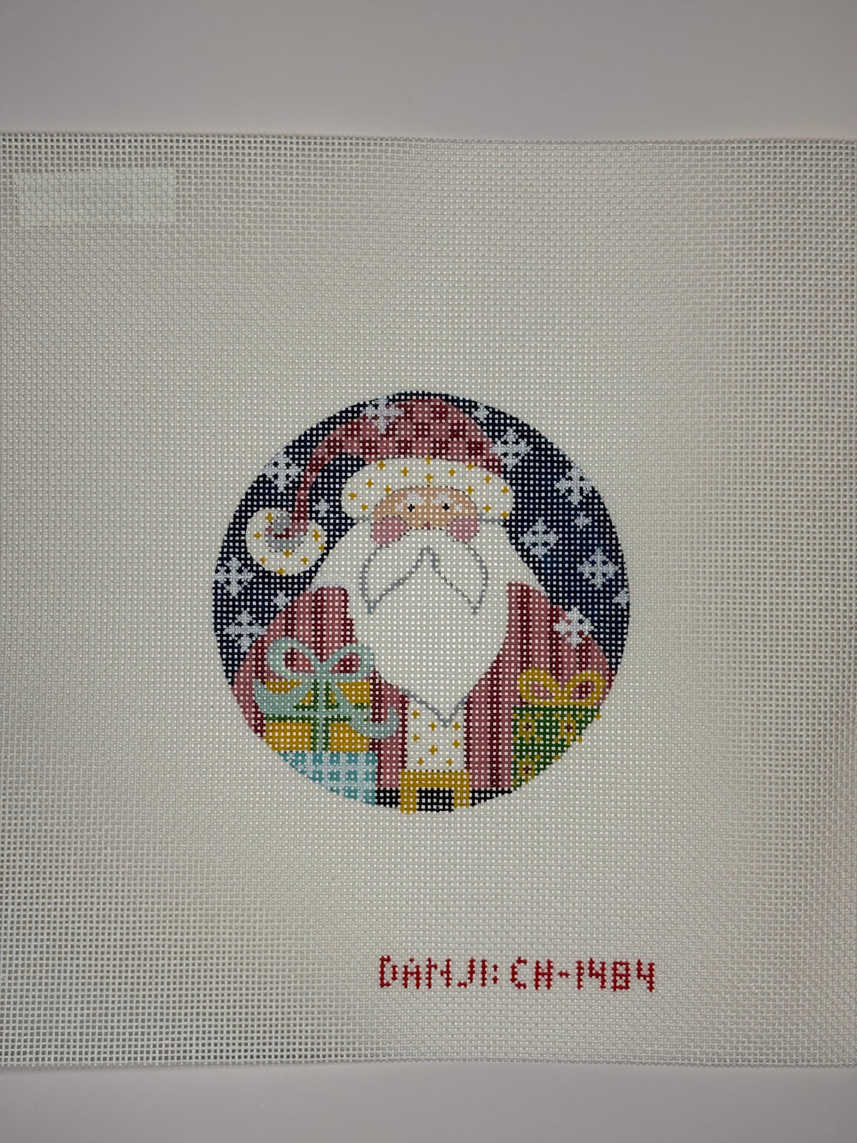 CH-1484 Traditional Santa with Presents - MKT2