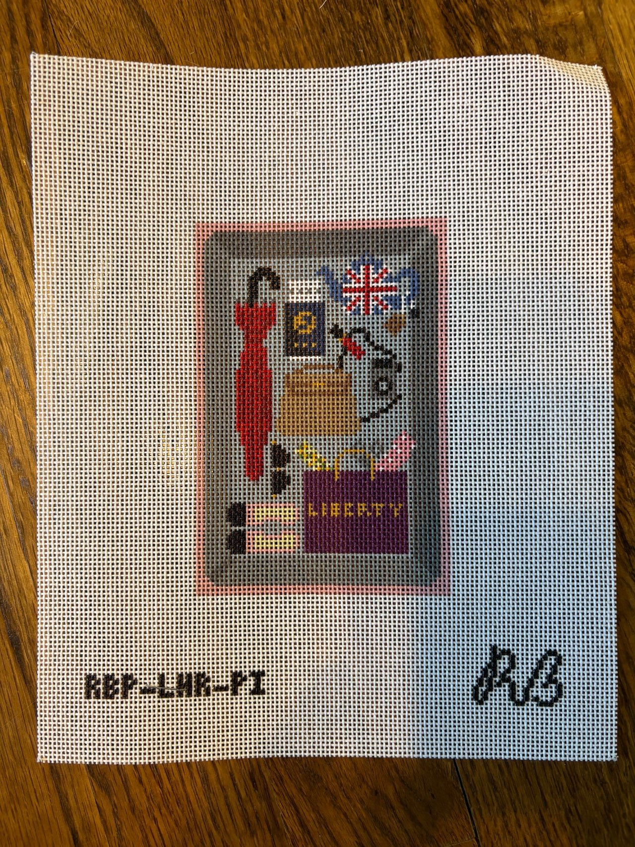 RBP-LHR-PI London Airport Bin