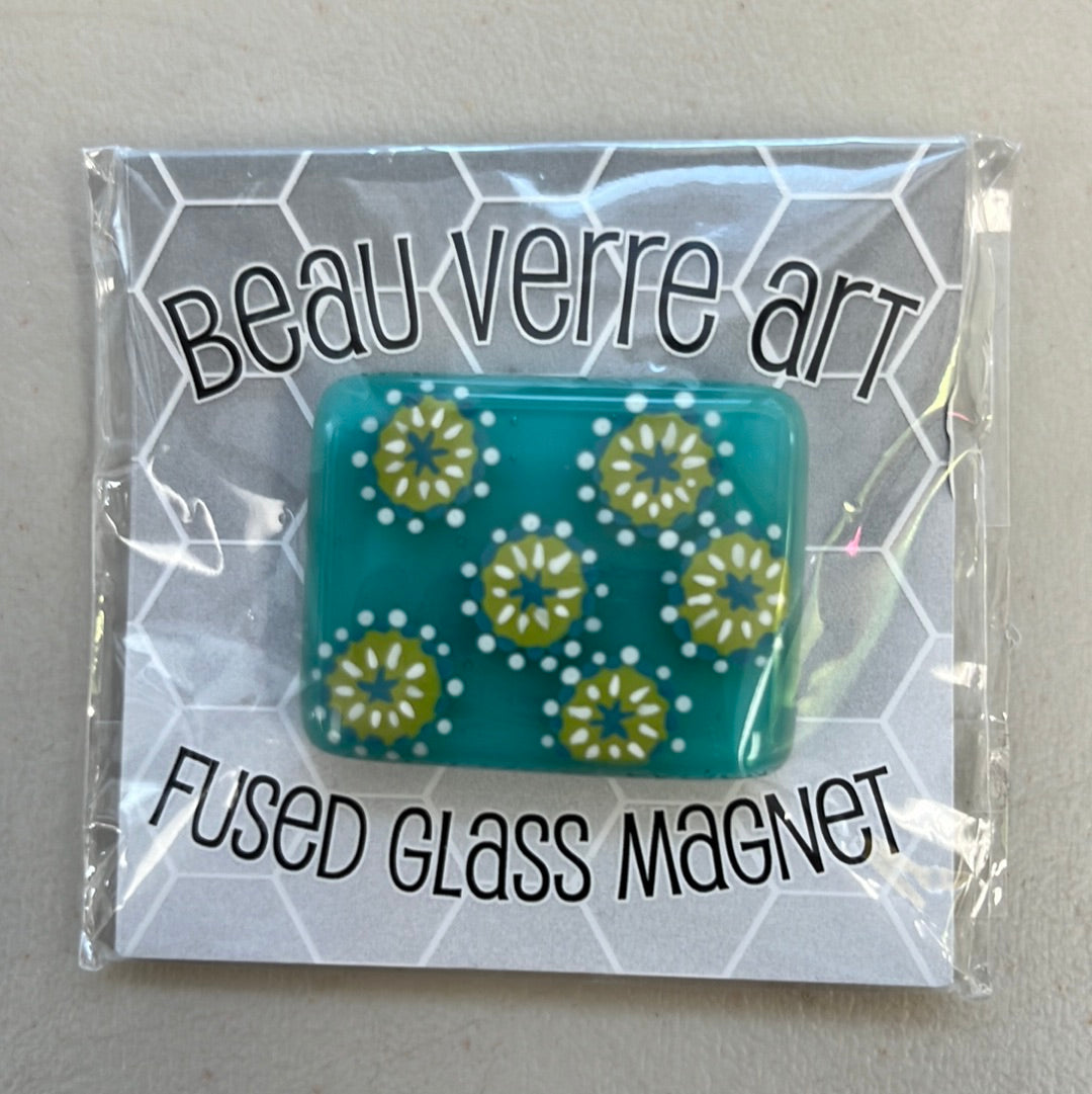 Kiwi Dot Fused Glass Needleminder