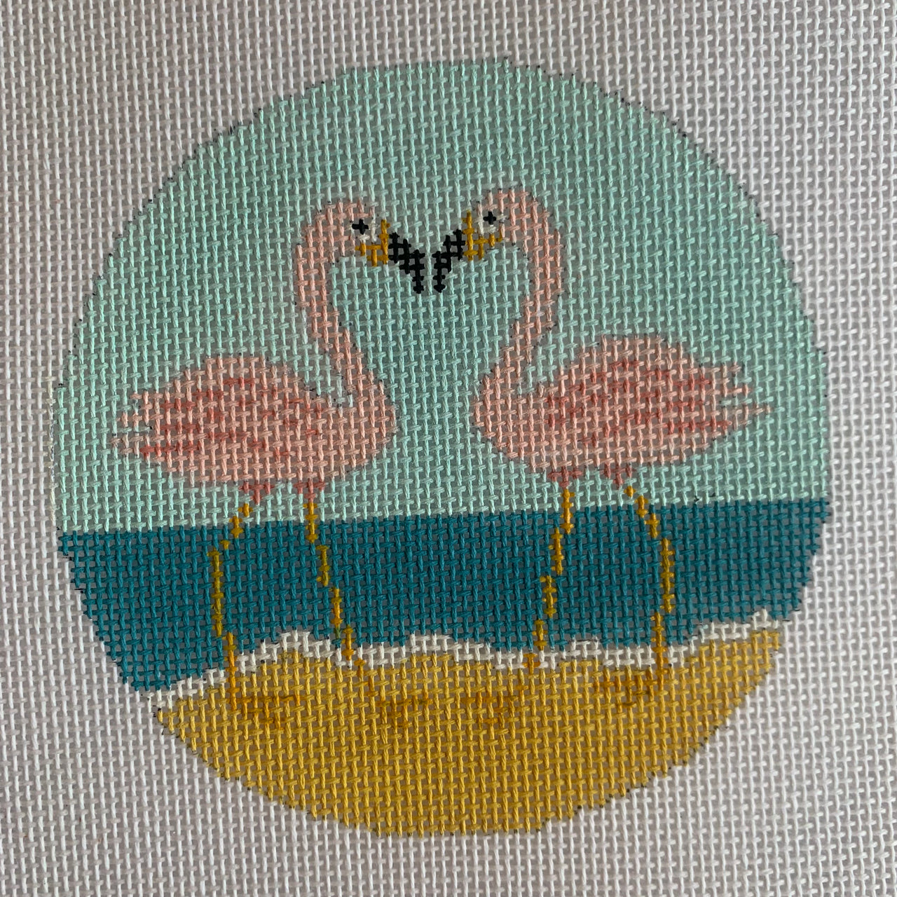KKO216 Kissing Flamingoes on the Beach