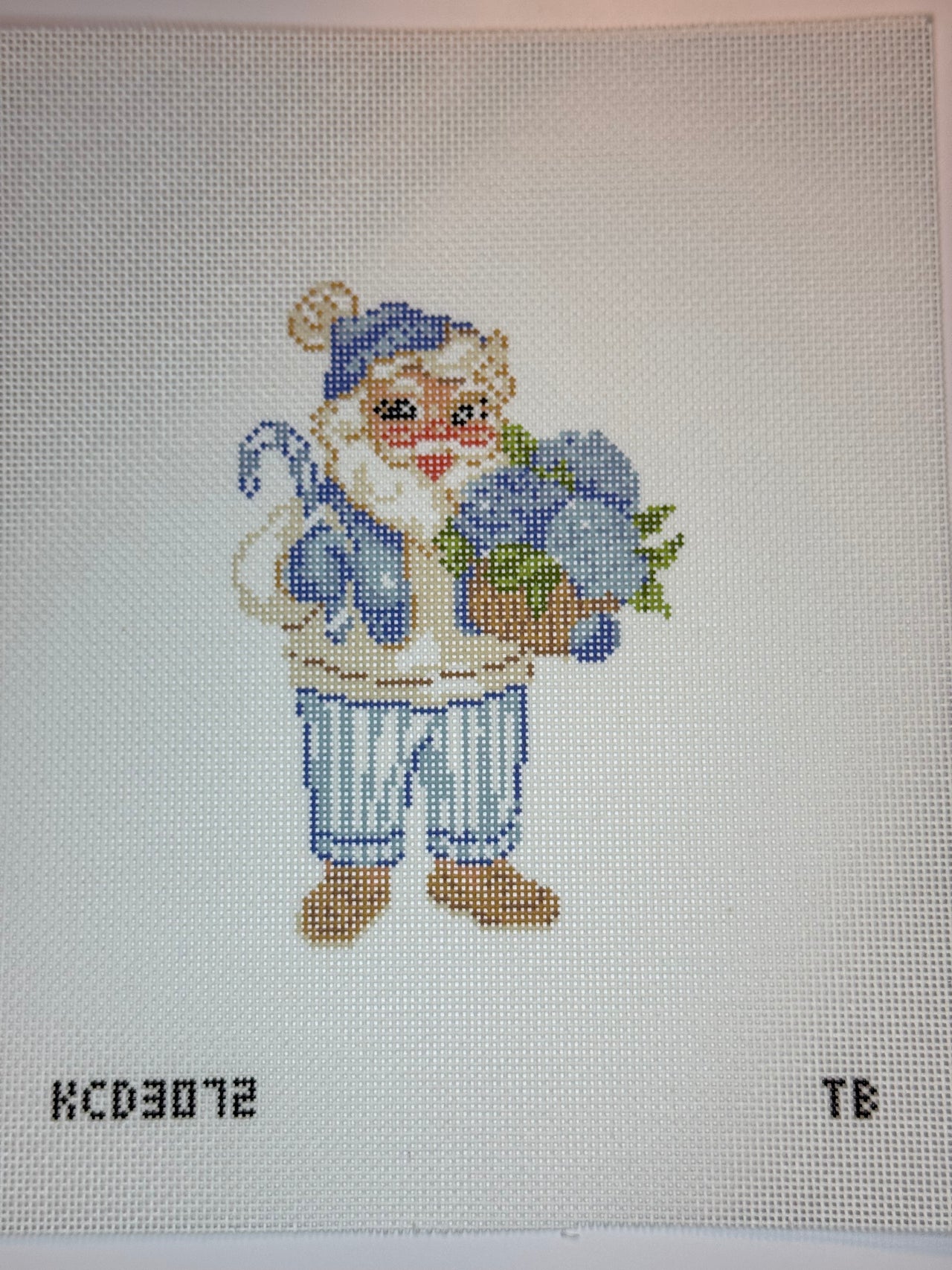 KCD3072 New England Christmas Santa - MKT