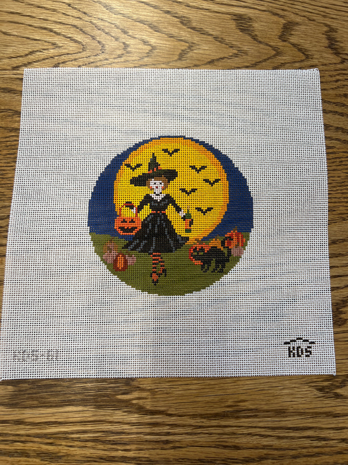 KDS-61 Betty Loves Halloween (includes stitch guide)