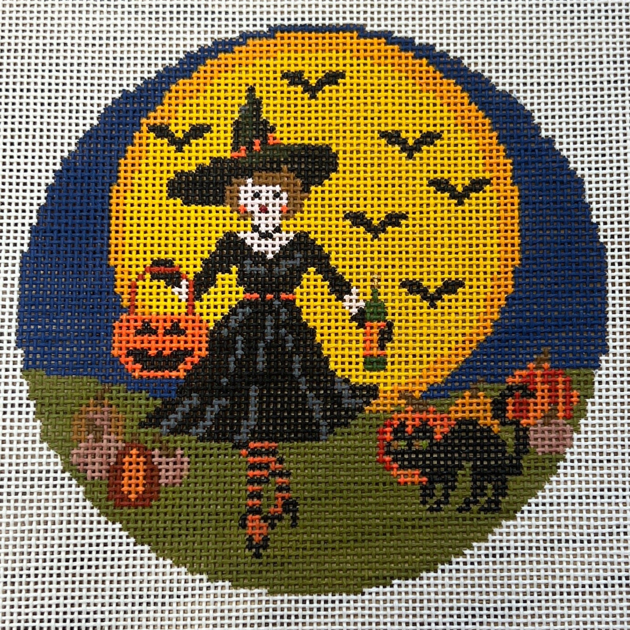 KDS-61 Betty Loves Halloween Canvas and Stitch Guide - TS